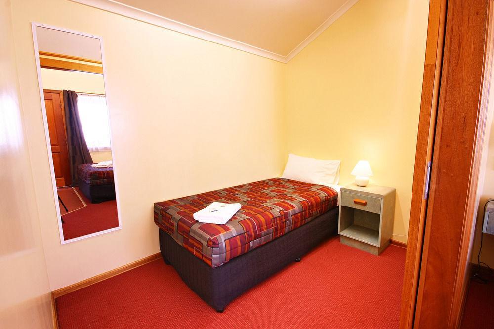Downs Motel Toowoomba Esterno foto