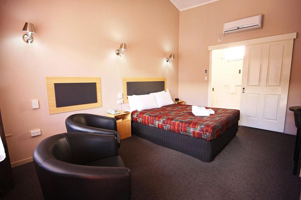 Downs Motel Toowoomba Esterno foto