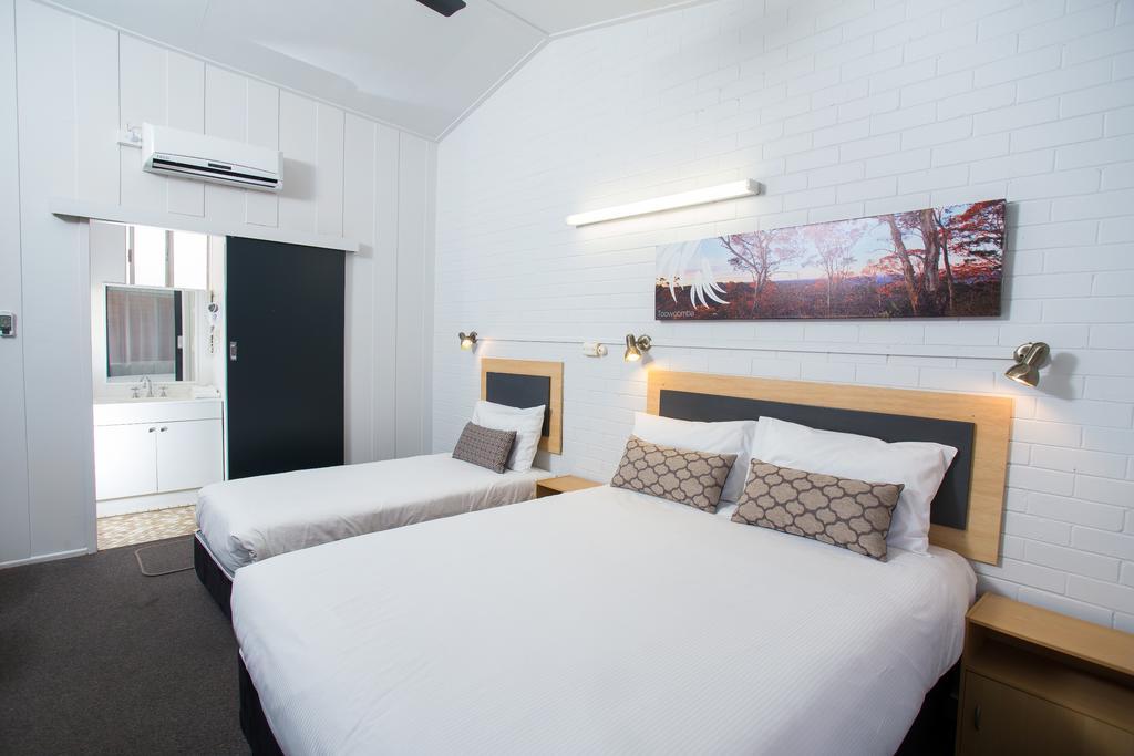 Downs Motel Toowoomba Esterno foto