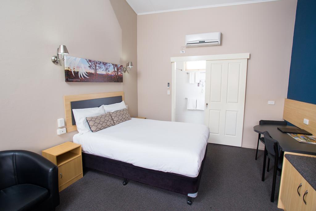Downs Motel Toowoomba Esterno foto