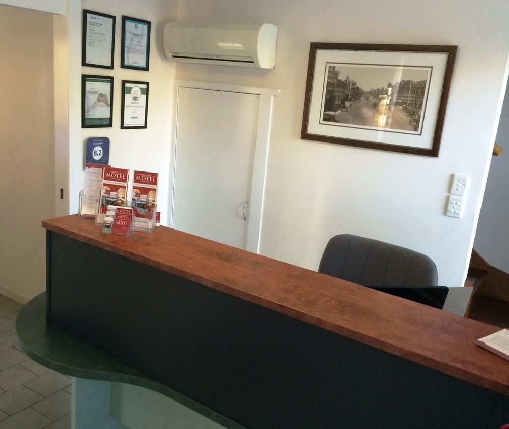 Downs Motel Toowoomba Esterno foto
