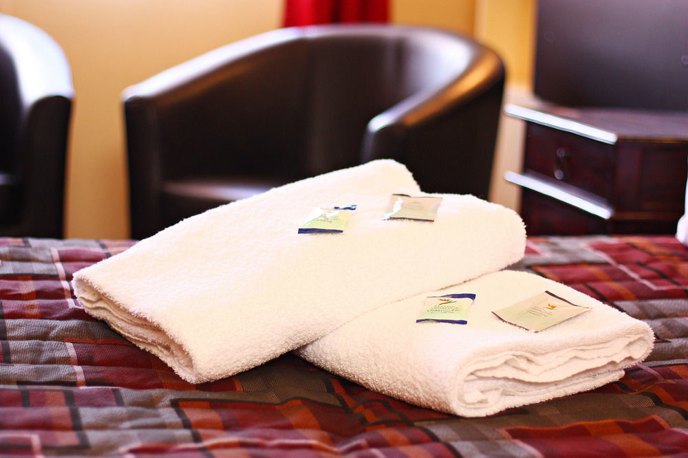 Downs Motel Toowoomba Esterno foto