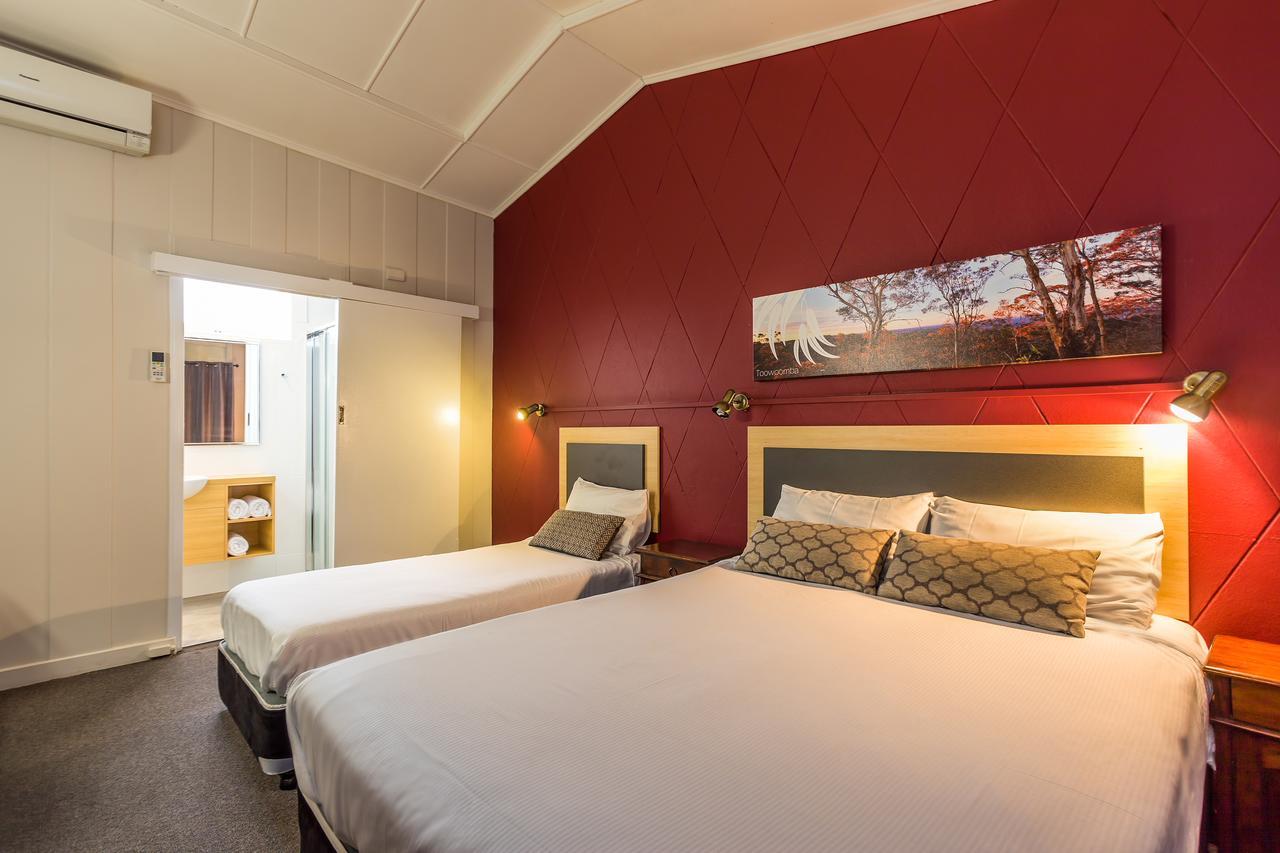 Downs Motel Toowoomba Esterno foto