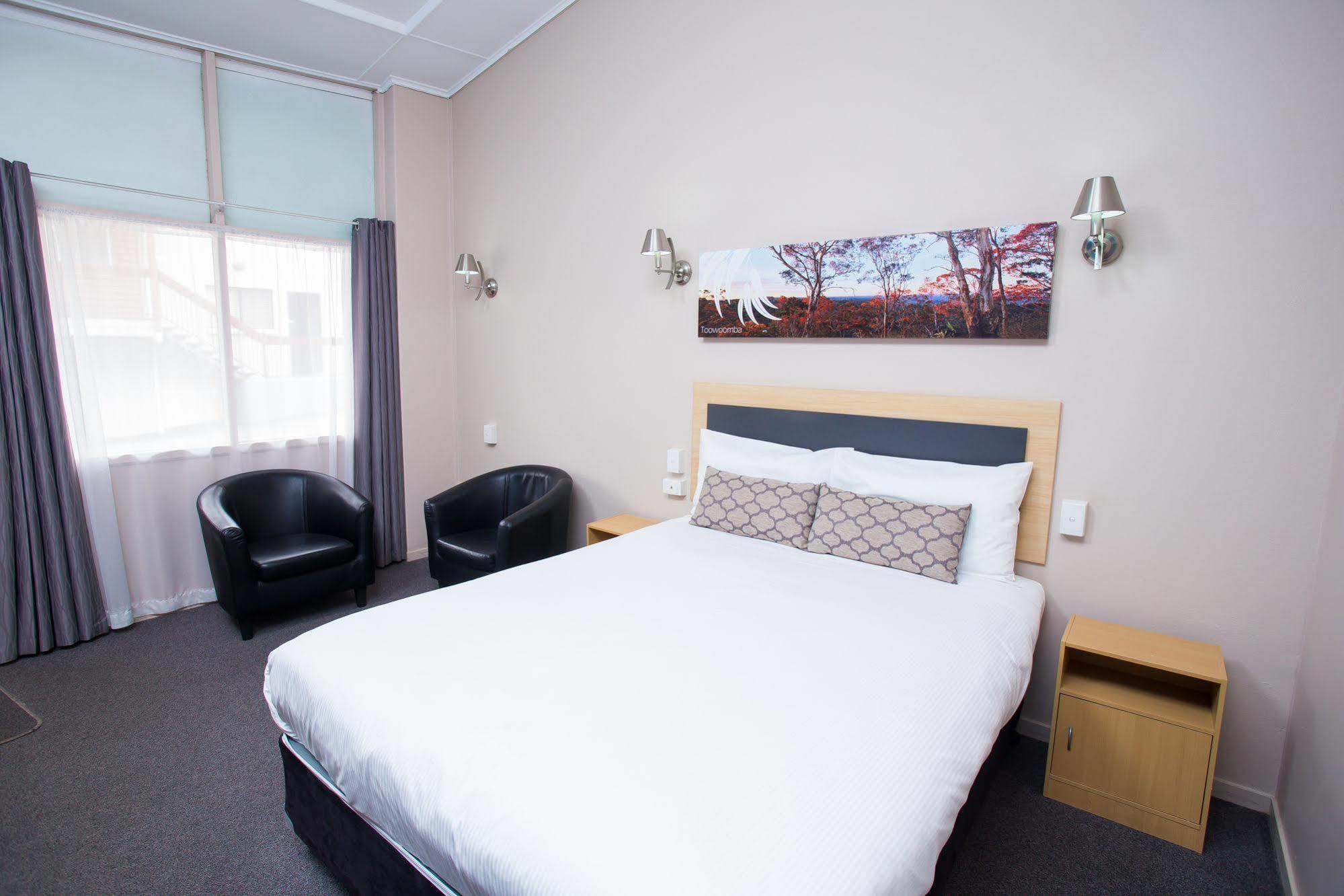 Downs Motel Toowoomba Esterno foto
