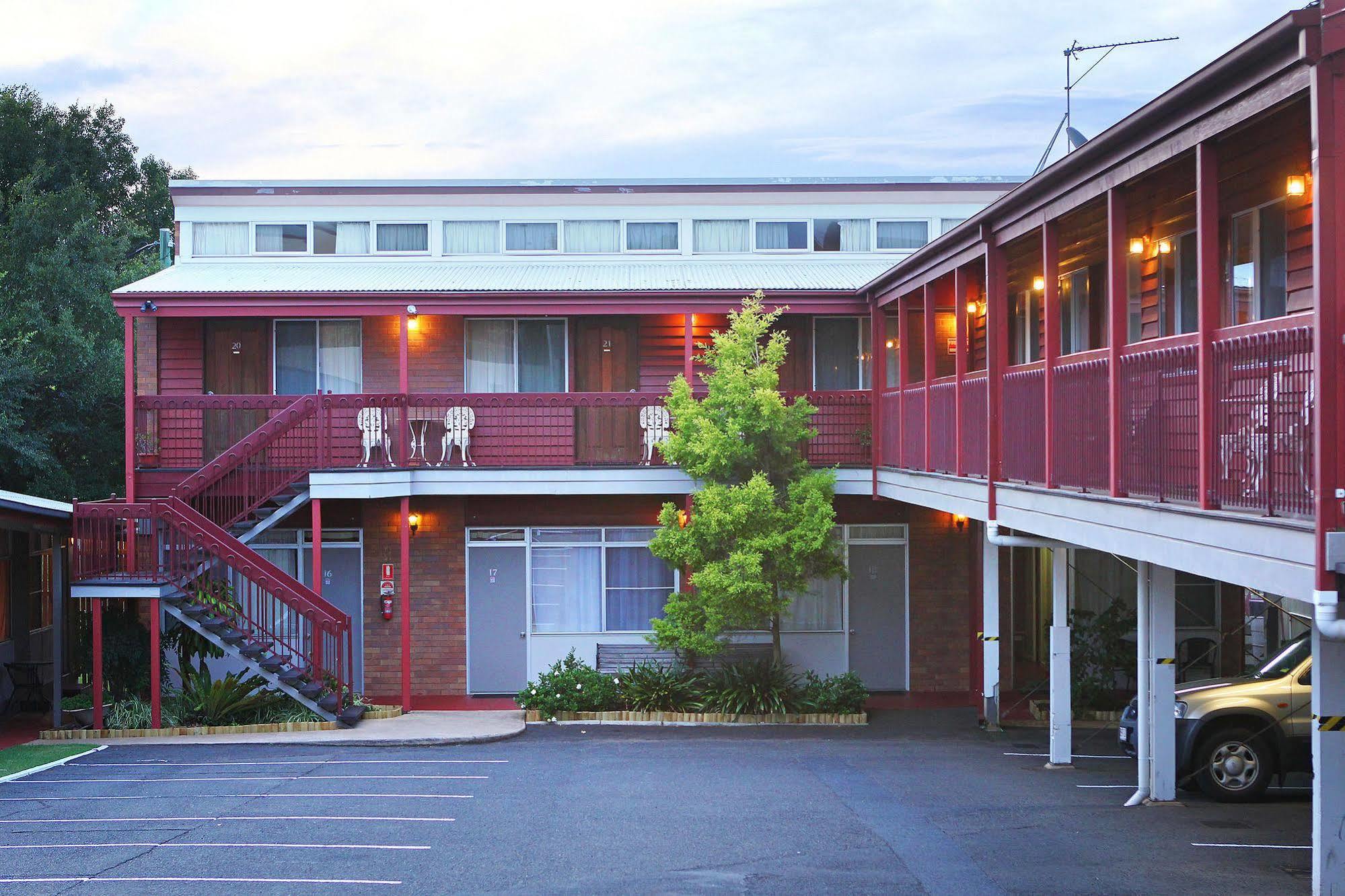 Downs Motel Toowoomba Esterno foto