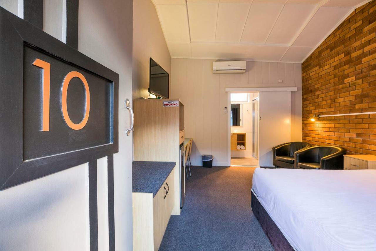 Downs Motel Toowoomba Esterno foto